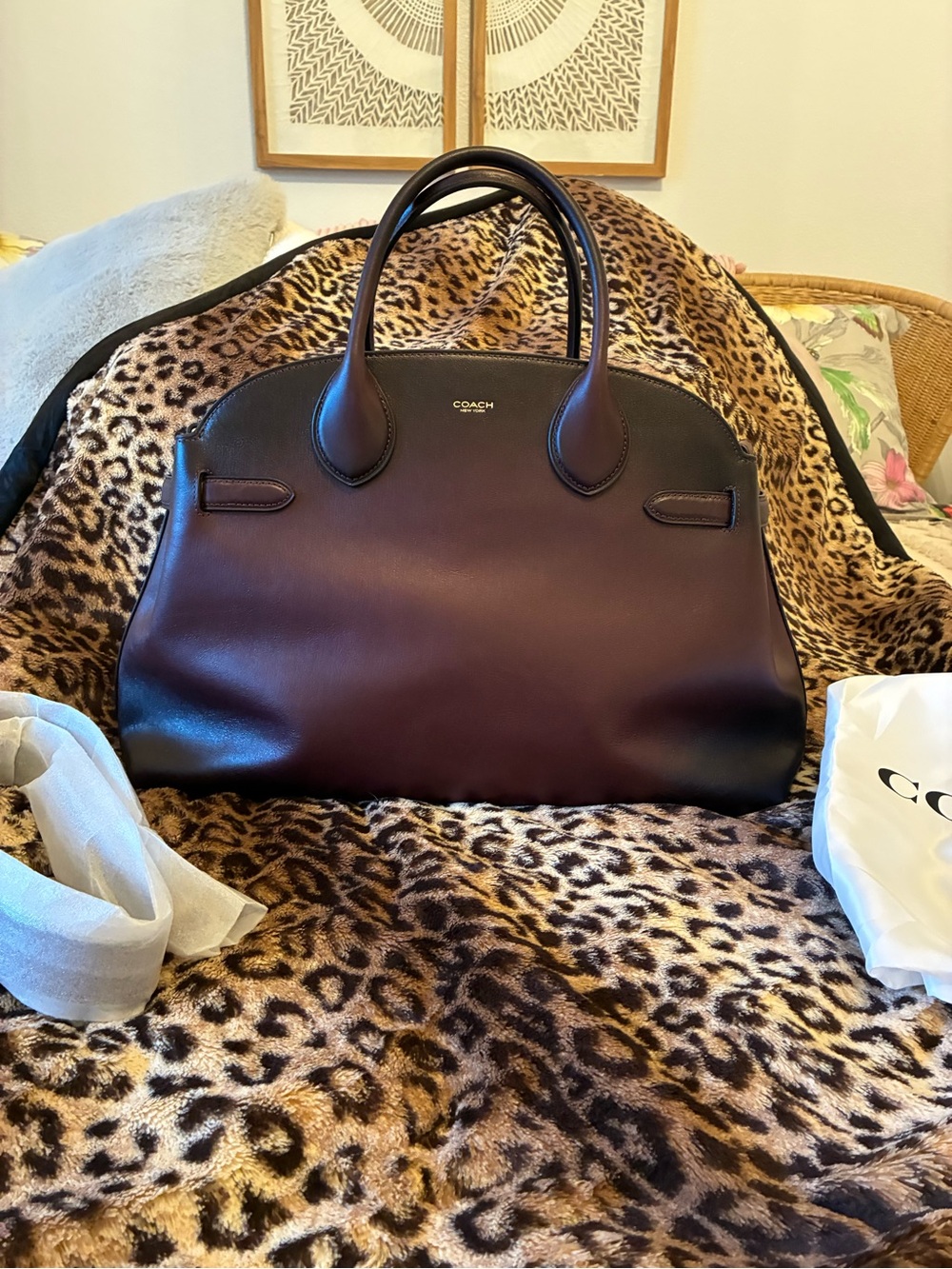 🍷🍷COACH EMPIRE CARRY ALL 40 IN MERLOT🍷🍷
‼️AUTHENTIC‼️